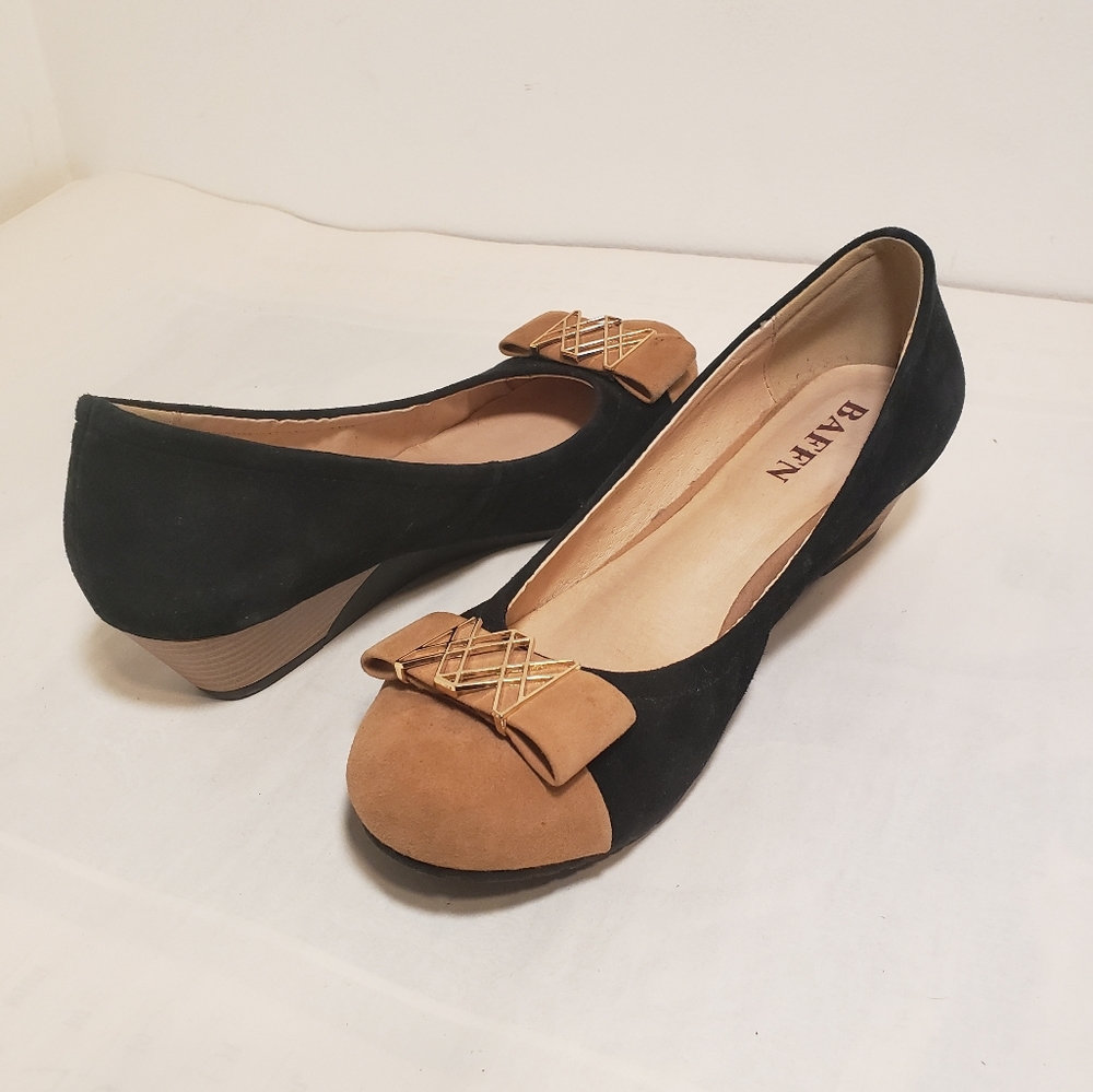 Baffn Leather Flats